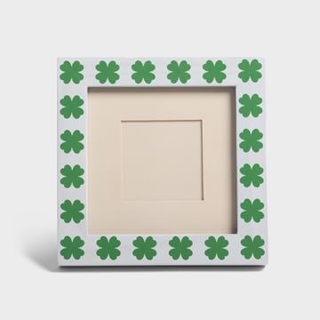 Photo frame patch small clover